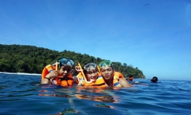 Snorkeling & Banana Boat Pangandaran Ini Wajib Kamu Jajal WhatsApp Image 2021 10 26 at 22.06.33